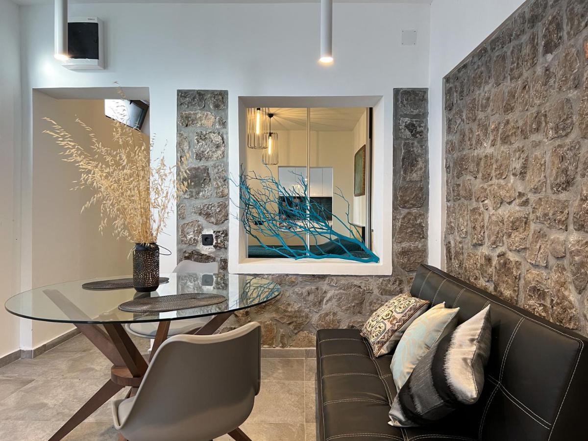 Апартаменты Six Senses Тиват Экстерьер фото
