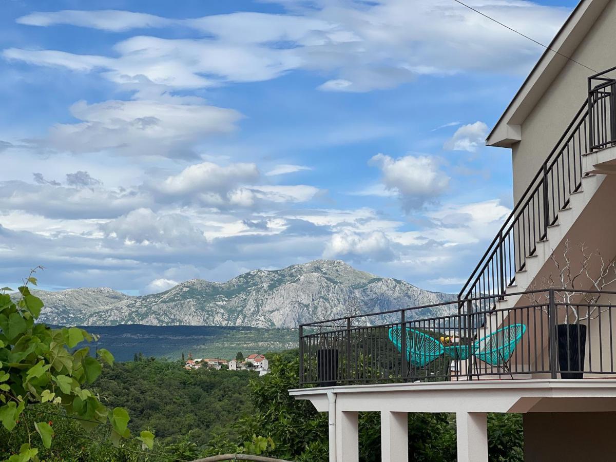 Апартаменты Six Senses Тиват Экстерьер фото